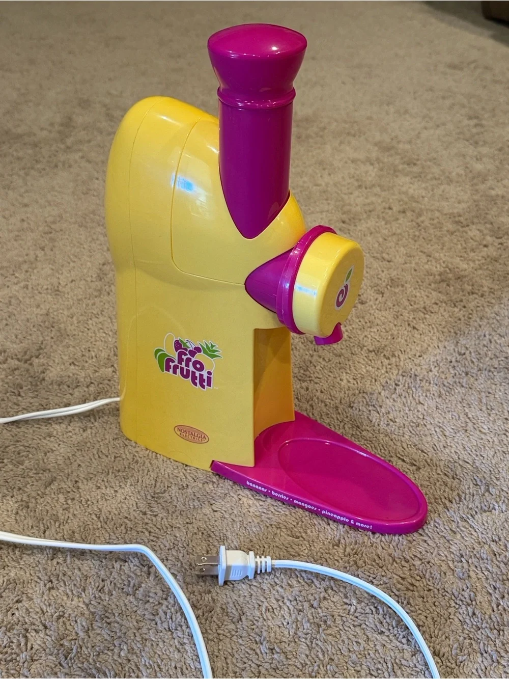 FroFrutti Nostalgia Machine - Picture 2 of 3